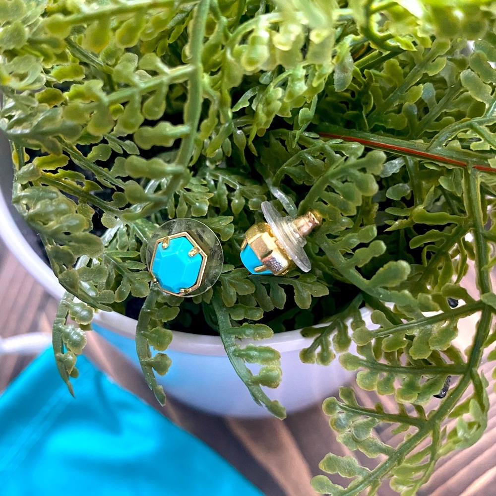 Kendra Scott Studs